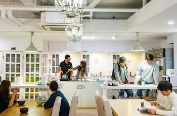 Khaosan World Asakusa RYOKAN & HOSTEL, Tokyo