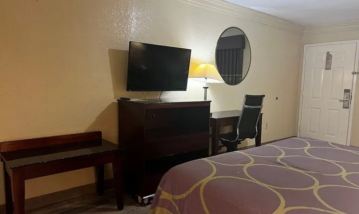 Super 8 by Wyndham Houston West Katy