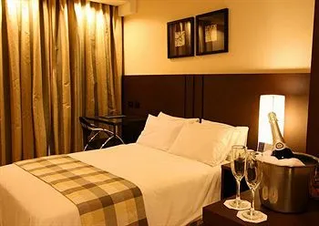 Roochelle Corporate Hotel