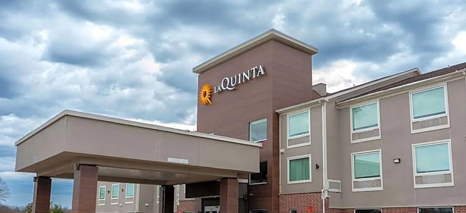 La Quinta Inn & Suites by Wyndham Dallas Mesquite