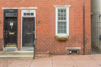 Fairmount GEM on a Quiet, Philadelphia