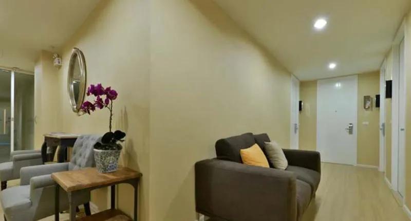 iCheck inn Skyy Residence