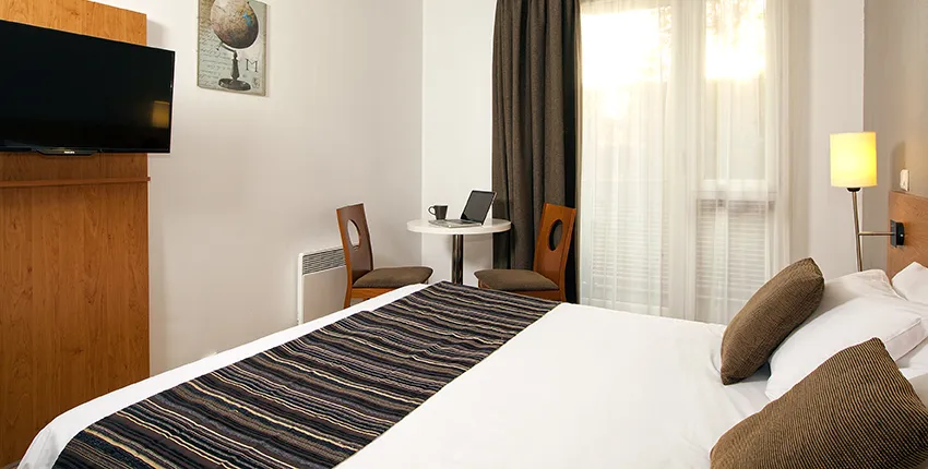 SEJOURS AND AFFAIRES IVRY