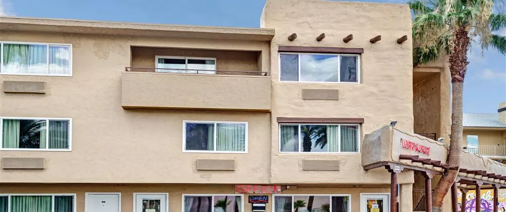 Super 8 By Wyndham Las Vegas North Strip/Fremont St. Area