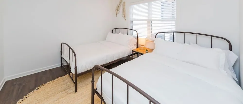 The Vibe at Marathon Apartment Suites