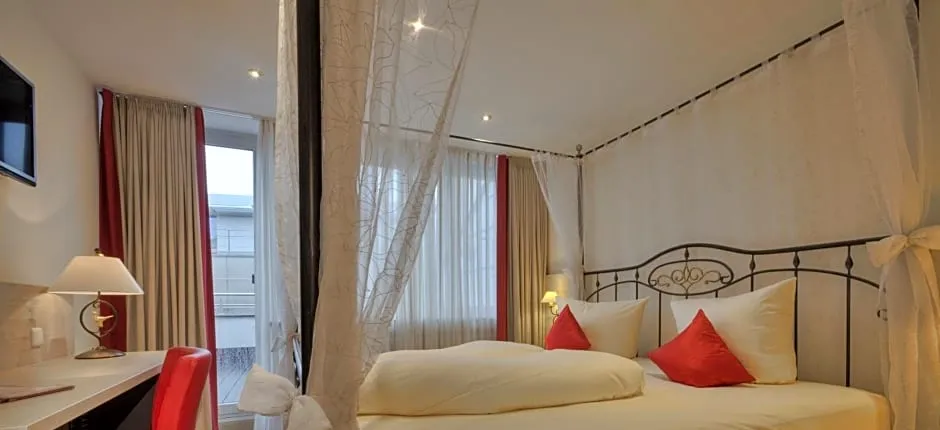 Hotel Condor