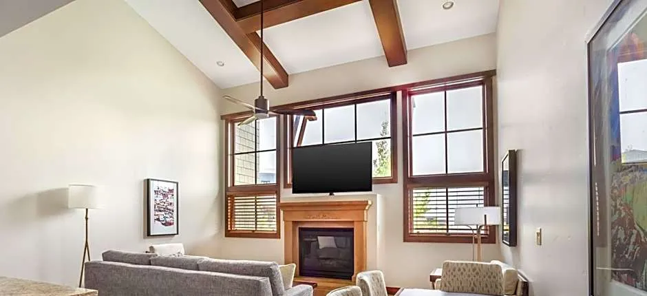 Sunrise Lodge by Hilton Grand Vacations