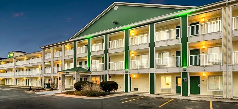 Hometowne Studios Lake Charles - Sulphur