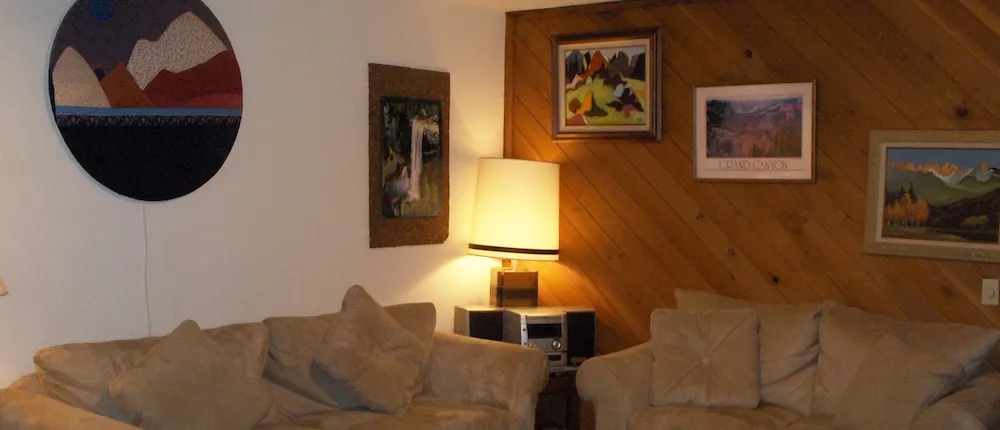 La Vista Blanc by Mammoth Reservation Bureau