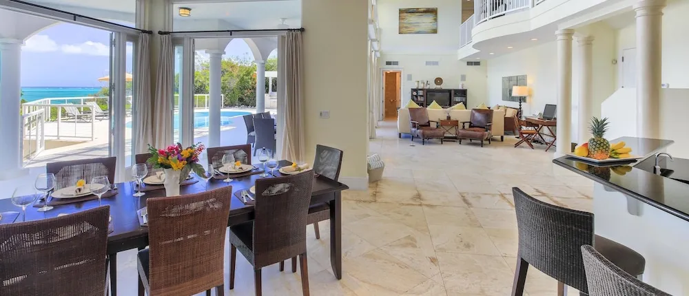 Cobalt Villa - Four Bedroom Home