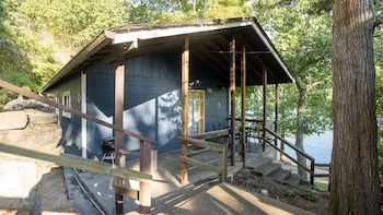 Fisherwaters Resort, Camdenton