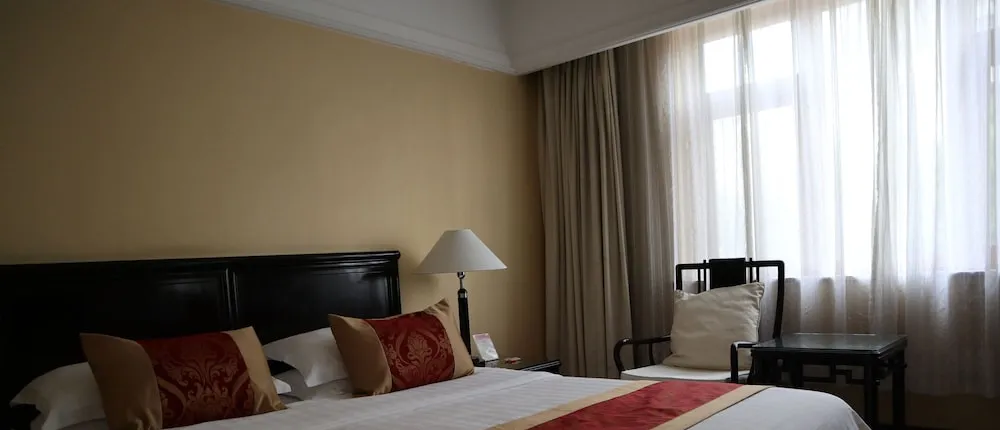 Donghu Guest House