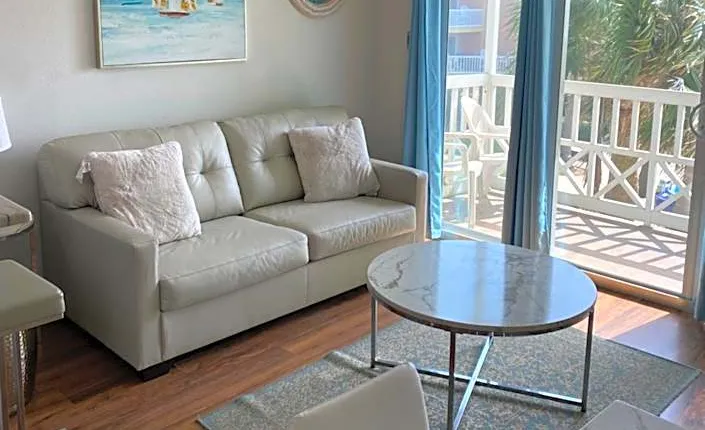 The Victorian Condo/Hotel