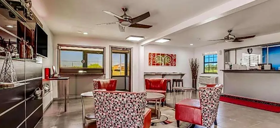 Econo Lodge Inn & Suites Enid South