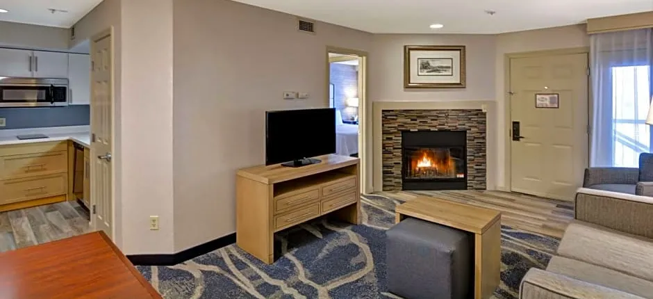 Homewood Suites By Hilton Hartford/Windsor Locks