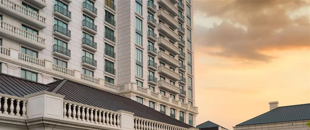 Grand America Hotel