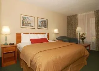 Magnuson Meridian Convention Center