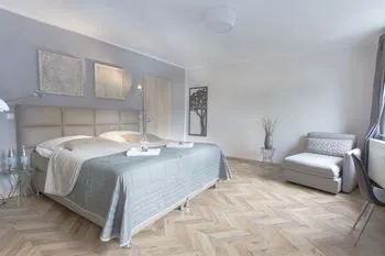Tm Suites