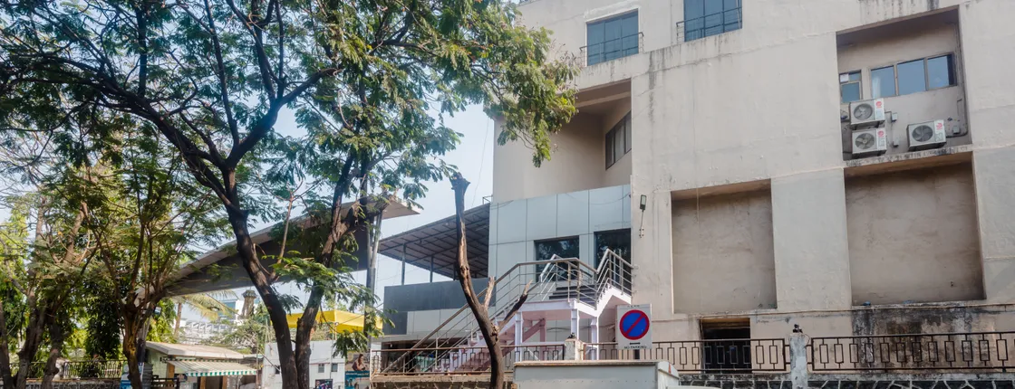 OYO 26750 Vashi Gymkhana