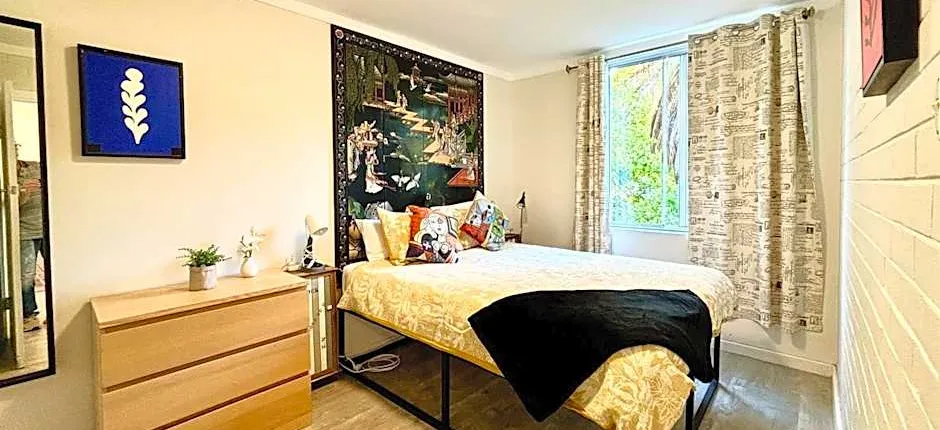 Serenity And Comfort In Subiaco 1 Bedroom Unit