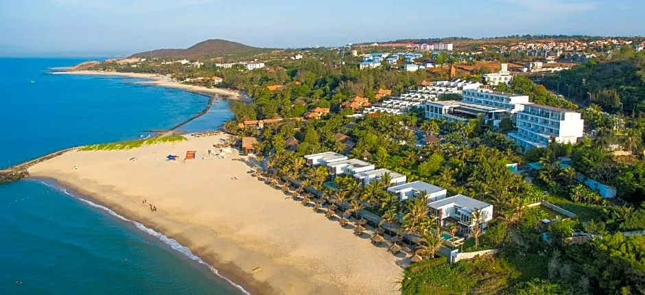 The Cliff Resort And Residences