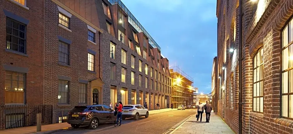 Epic Aparthotel - Ropewalks