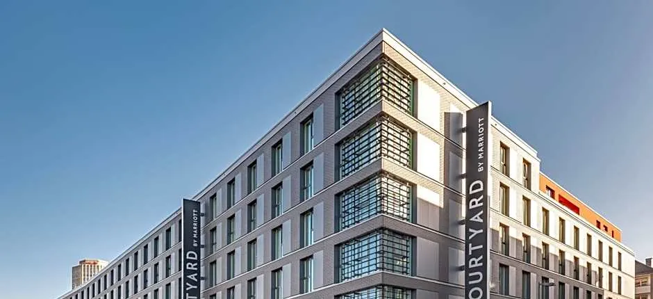 Courtyard by Marriott Cologne