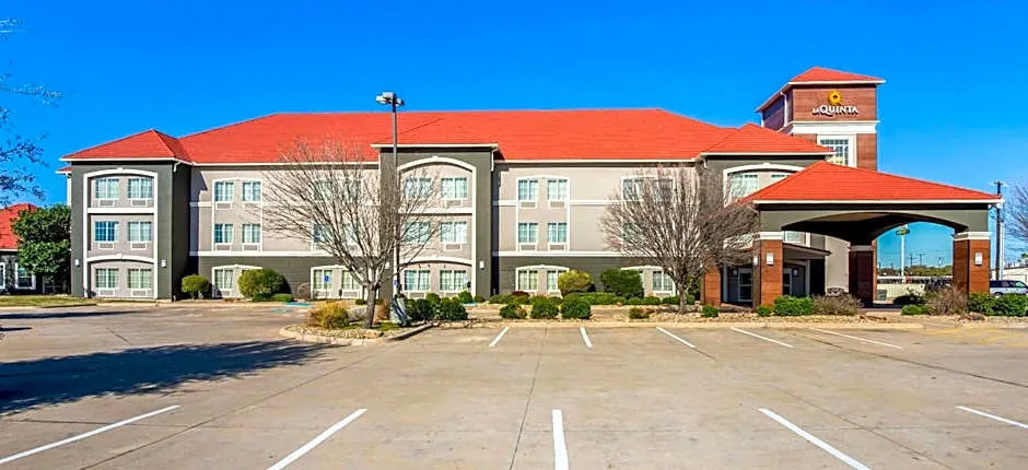 La Quinta Inn & Suites by Wyndham Eastland