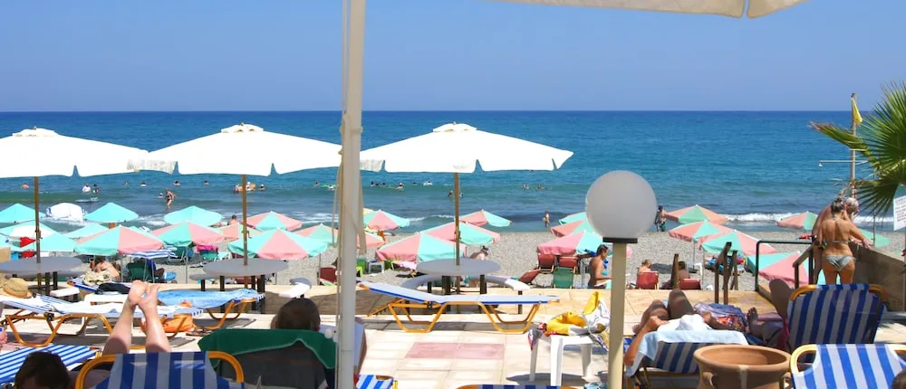 Seafront Beach Hotel Apartments, Rethymno