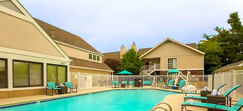 MainStay Suites St. Louis - Galleria