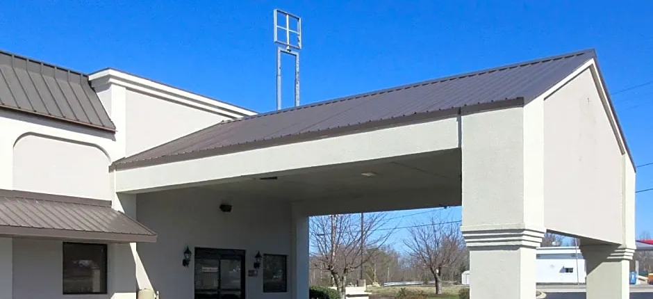 Econo Lodge Inn & Suites Manchester