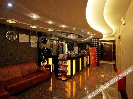 Denghou Light Luxury Hotel (Shanghai Wujiaochang Fudan University)