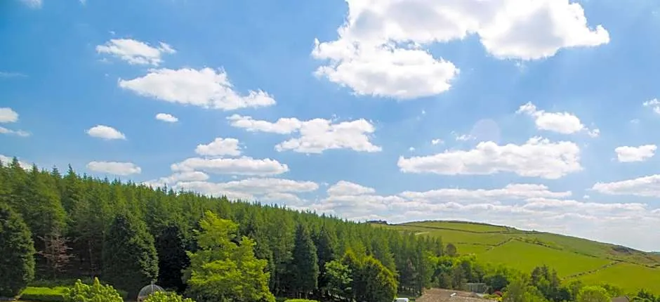 The Saddleworth Hotel