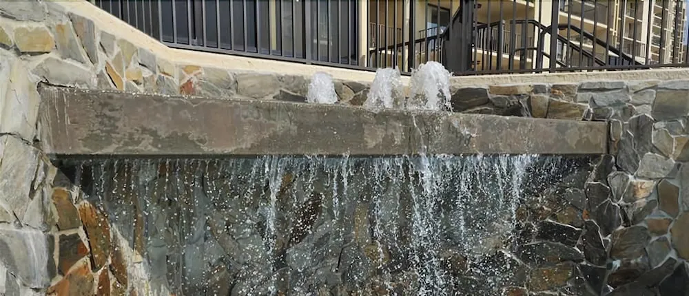 Resortquest Rentals at Phoenix Condominiums