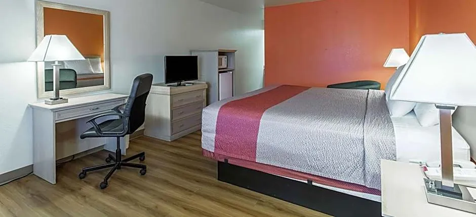 Motel 6-Lordsburg, NM