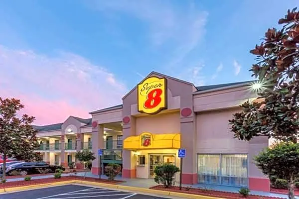 Super 8 by Wyndham Stafford