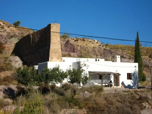 Finca-Privatpool-sehr ruhige Lage-Alleinnutzung-ideal für Familien