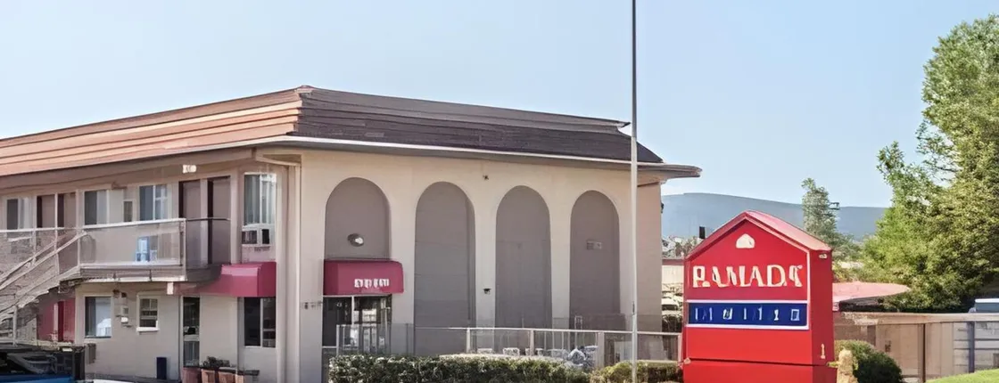 Days Inn by Wyndham San Marcos