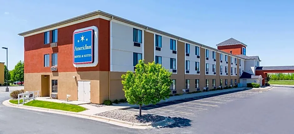 AmericInn by Wyndham Rochester Airport