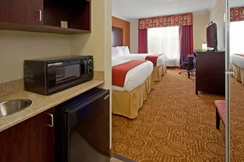Holiday Inn Express Hotel & Suites Katy