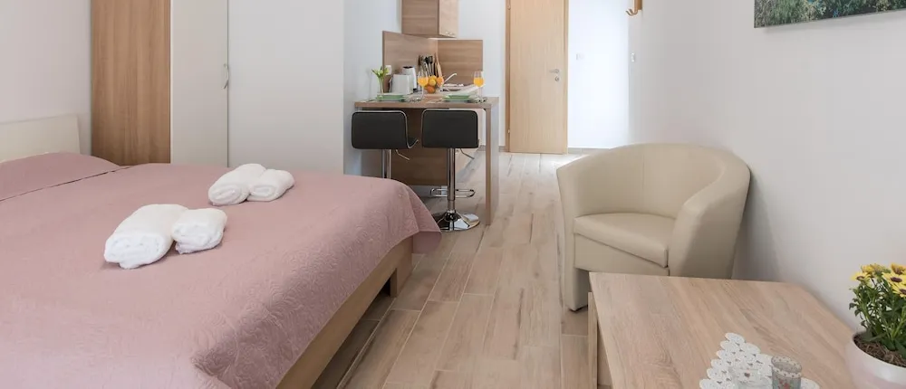 Studios and room Solis ideal for couples