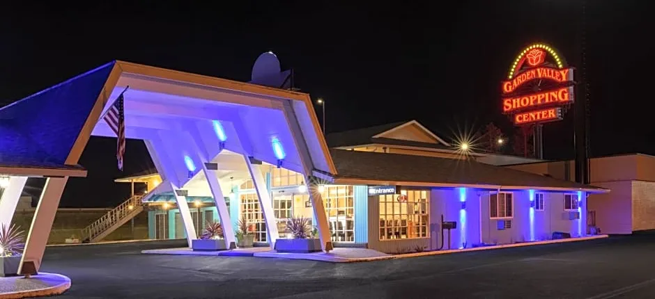 Days Inn by Wyndham Roseburg