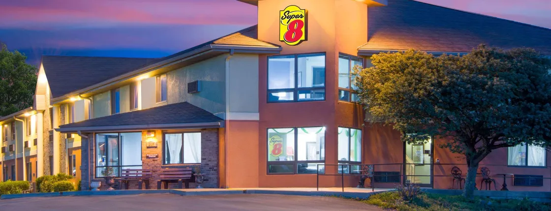 Super 8 By Wyndham Toledo