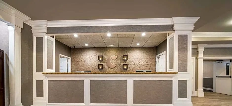 Comfort Inn & Suites Plattsburgh - Morrisonville