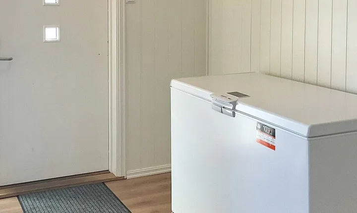 6 Person Holiday Home in Averoy