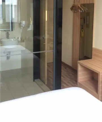 城市便捷酒店(上海新场工业园医谷店)