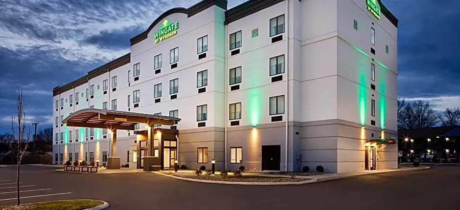 Wingate by Wyndham Hurricane WV