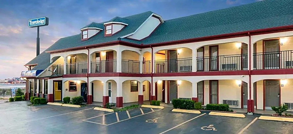 Travelodge by Wyndham Norman