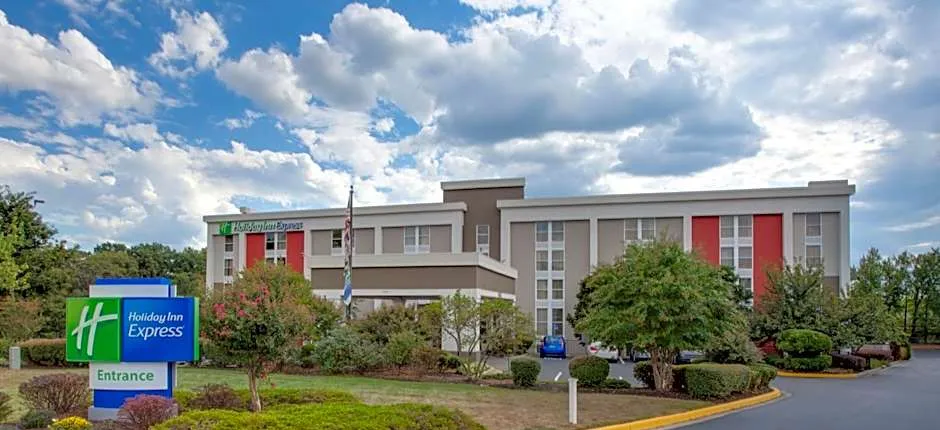Holiday Inn Express Washington DC East- Andrews AFB By IHG