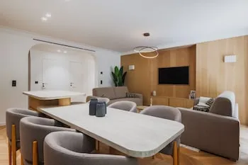 Exceptional Flat - 1bd/6p- Arc de Triomphe, Paris